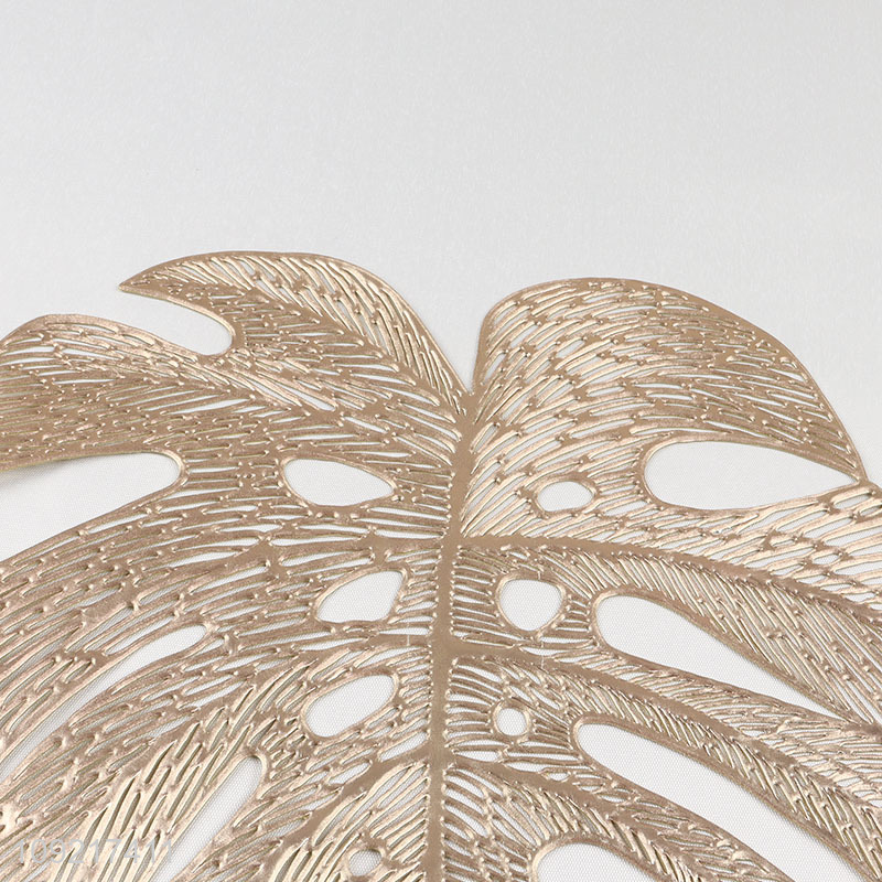New Arrival Leaf Shaped Metallic Place Mats Hollow Out Table Placemats
