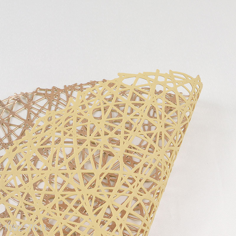 New Product Round Metallic Place Mats Heat Resistant Hollow Out Table Mats