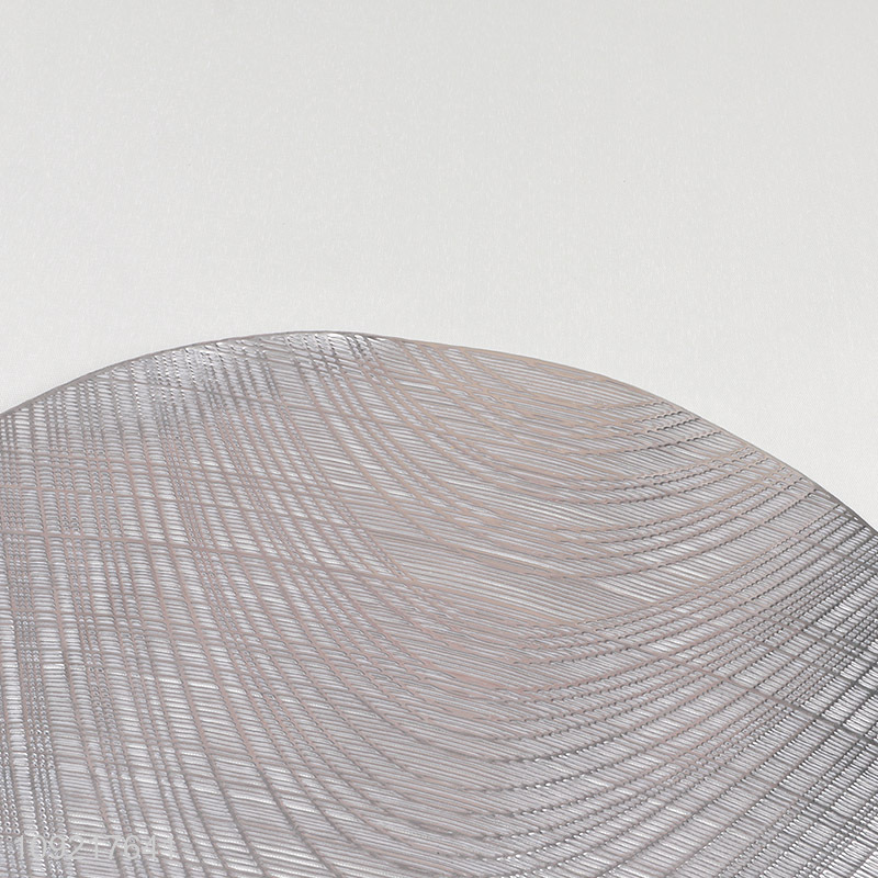 China Imports Round Metallic Placemats Wipeable Place Mats for Dining Table