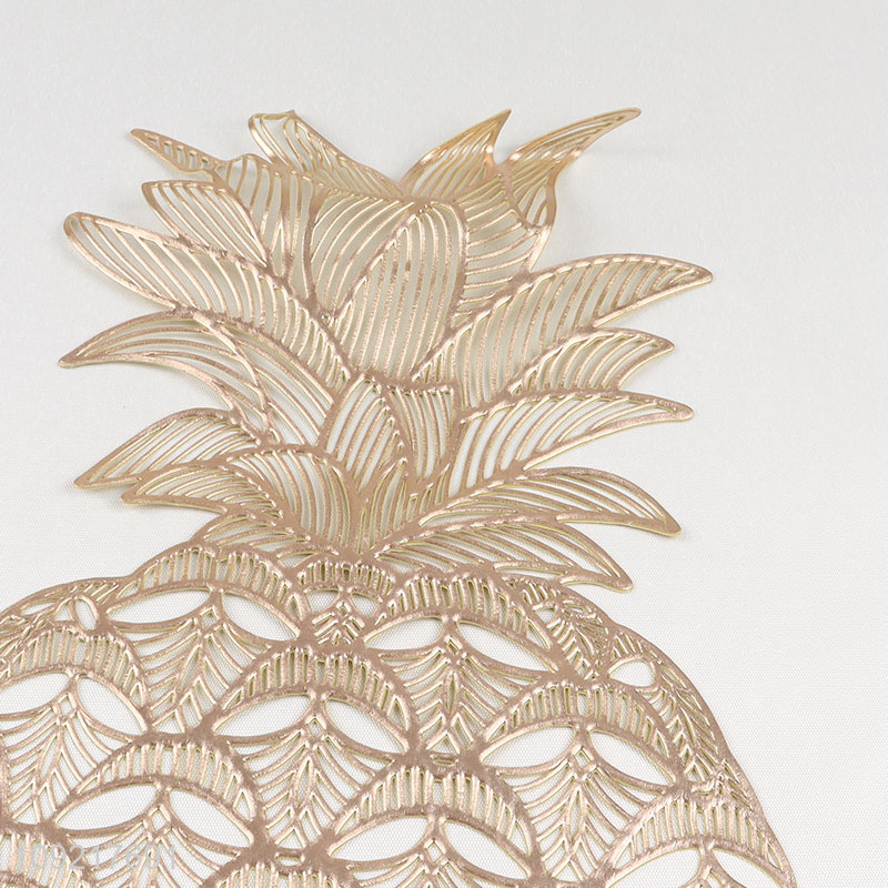 Hot Selling Pineapple Shaped Placemats Metallic Non-Slip Dinner Table Mats