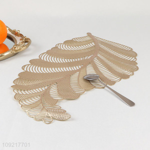 New Product Leaf Shaped Placemats Metallic Table Mats for Home Party Decor