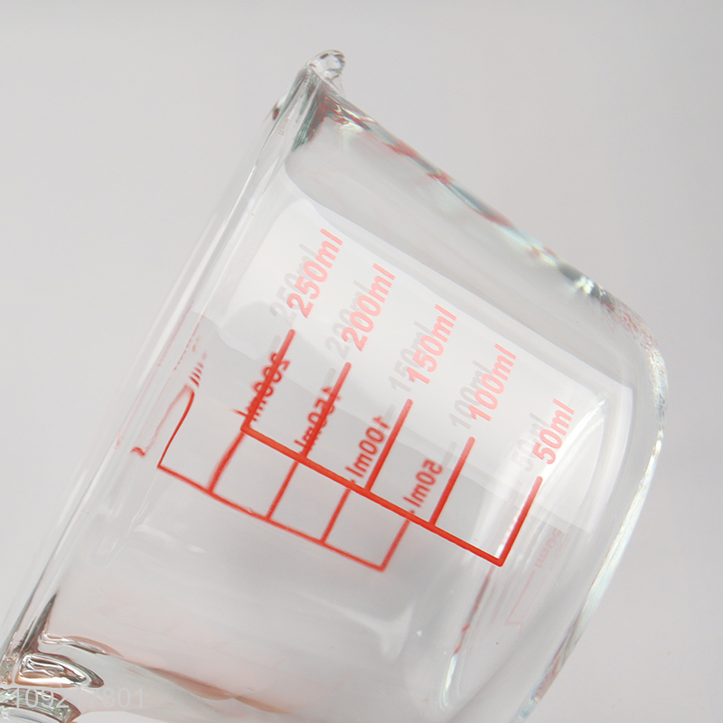 New arrival household kitchen glass 250ml measuring cup with handle