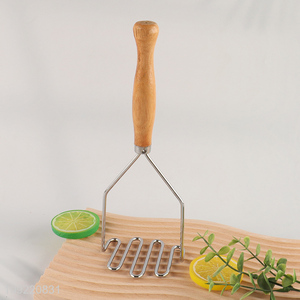 Top quality manual kitchen gadget murphy press potato press for sale