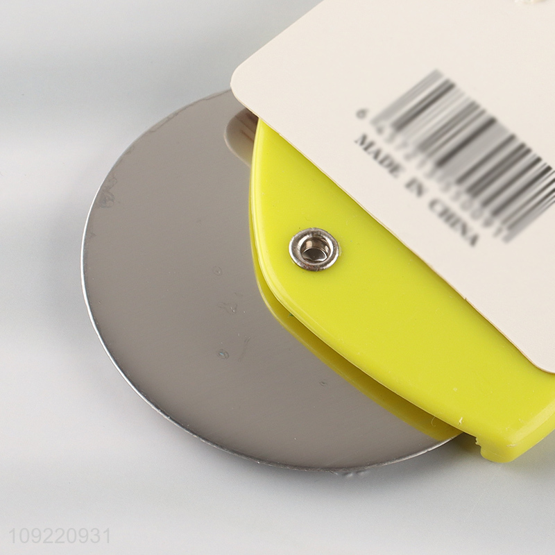 China wholesale kitchen pizza tool stainless steel pizza wheel pizza cutter