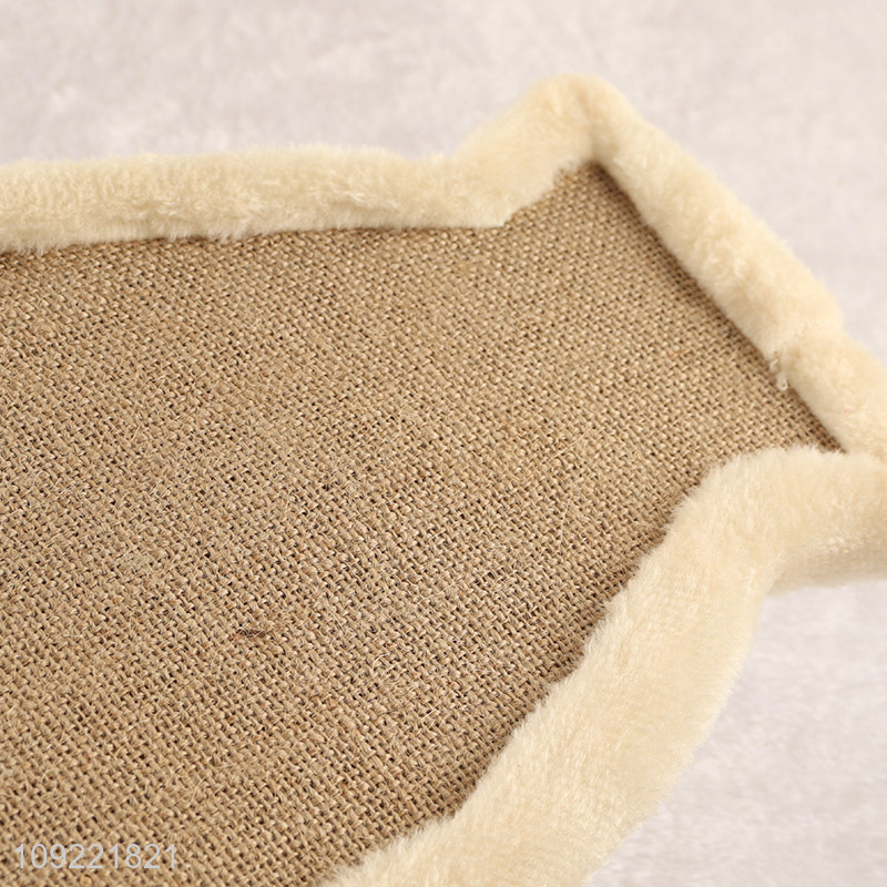 China supplier fish shape indoor pet cat scratching board for sale