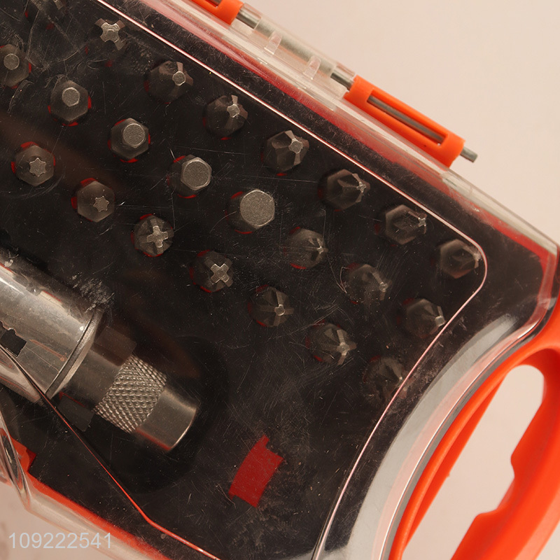 Factory wholesale ratchet hand screwdriver with carbon steel bits set