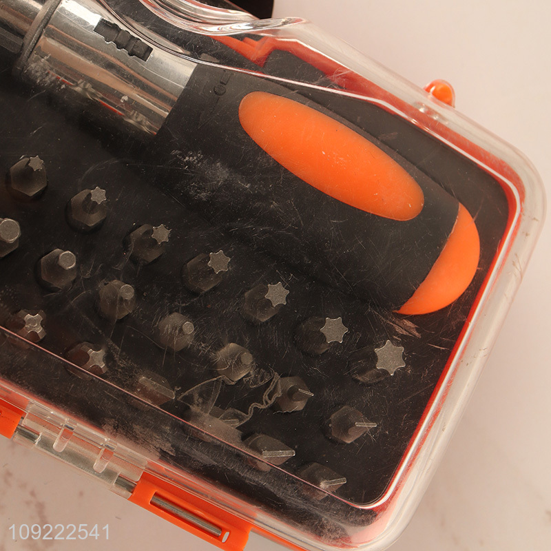 Factory wholesale ratchet hand screwdriver with carbon steel bits set