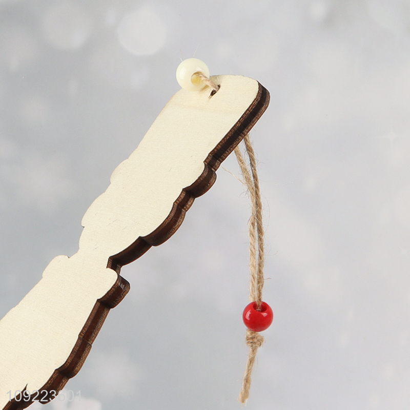 Factory Wholesale Wooden Christmas Tree Hanging Ornaments for Holiday Party Decoration