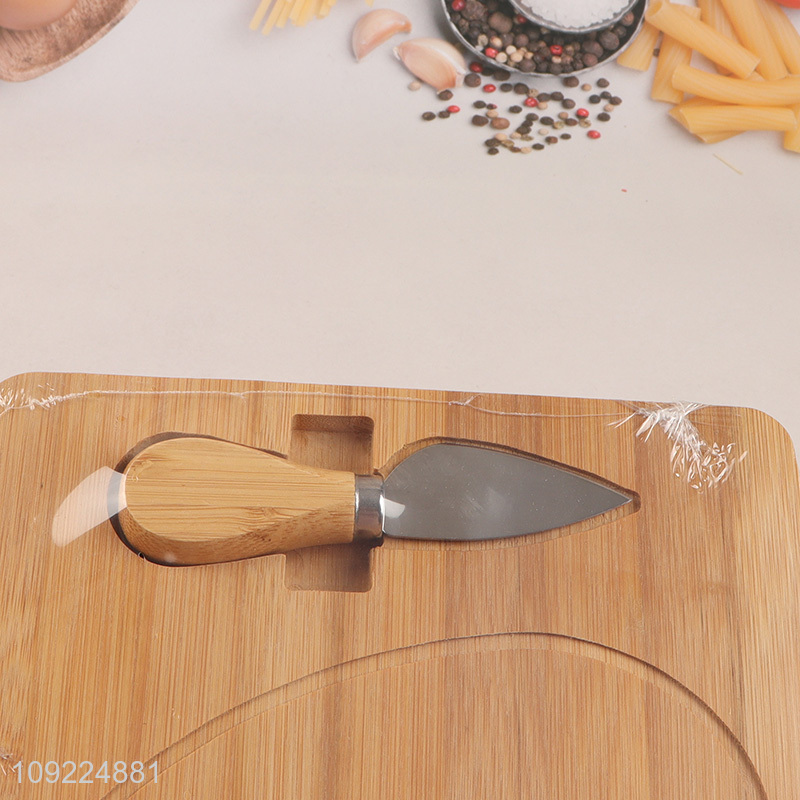 Good Quality Bamboo Cheese Board And Cheese Knife Set for Baby Shower