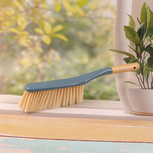 New Product Hand Broom Brush Bed Couch Brush with Wooden Handle