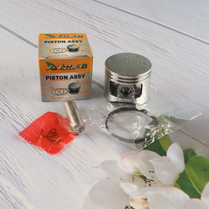 China supplier professional gasoline chainsaw replacement parts engine part