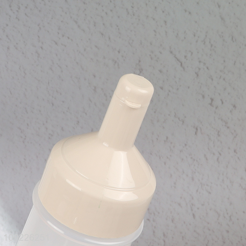 Factory Supply 520Ml Plastic Condiment Squeeze Bottle for Sauce Ketchup