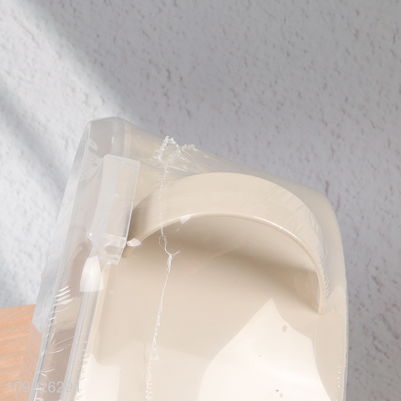 New Product 3-Compartment Plastic Seasoning Box With 2 Spoons for Cooking