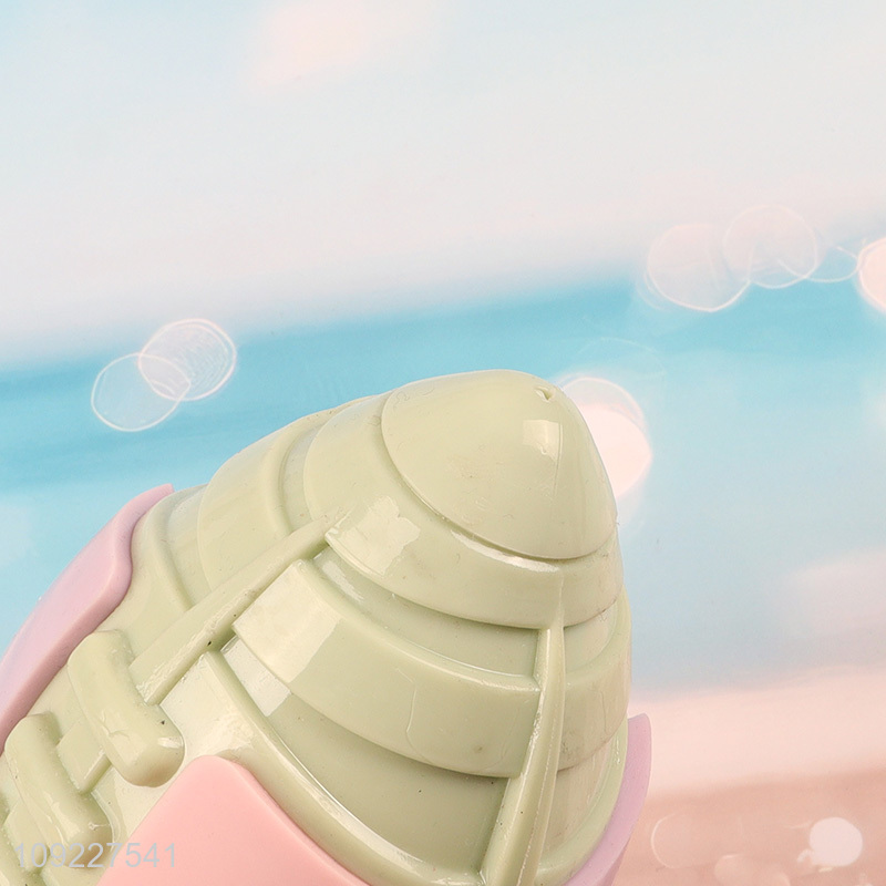 Good Quality Squeaky Dog Toy Rugby Bite Resistant Dog Toy Ball