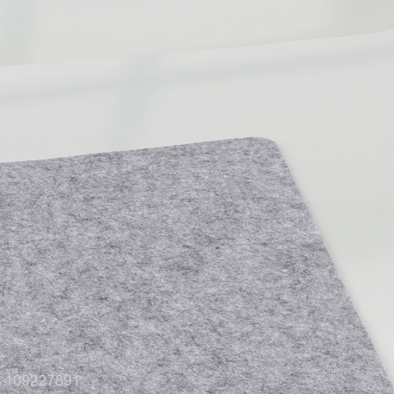 New Arrival Christmas Felt Placemats Heat Resistant Non-Slip Felt Table Place Mats