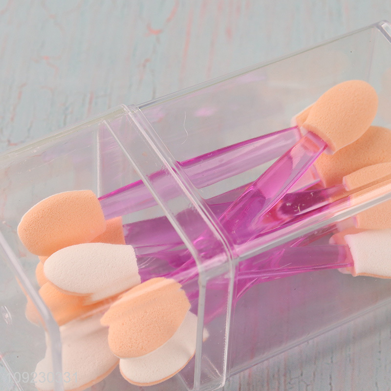 Yiwu market double-headed portable disposable eye shadow stick for sale