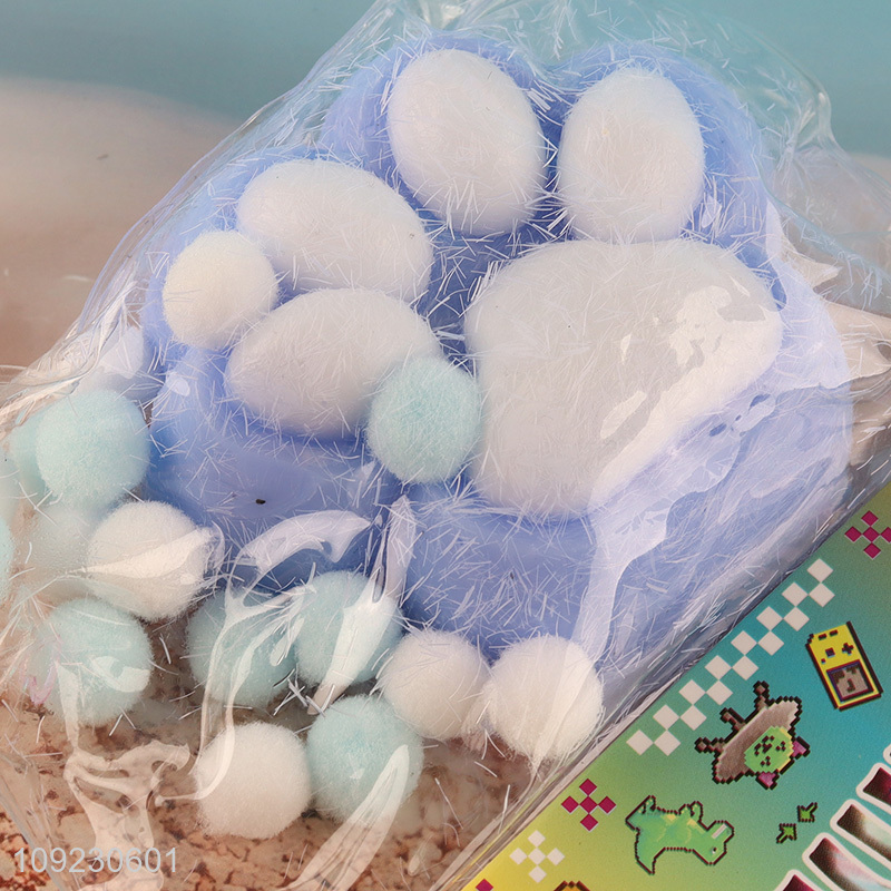 Factory direct sale cat paw shape non-toxic tpr squeeze toys