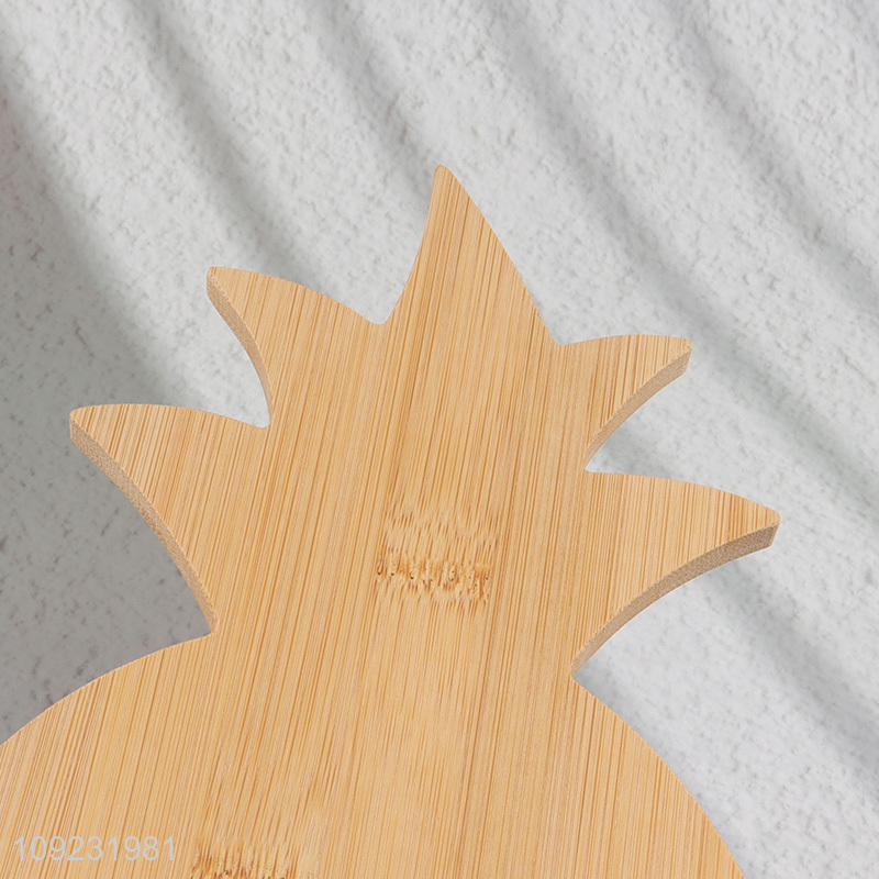 New Product Pineapple Shaped Bamboo Cutting Board Bamboo Serving Tray