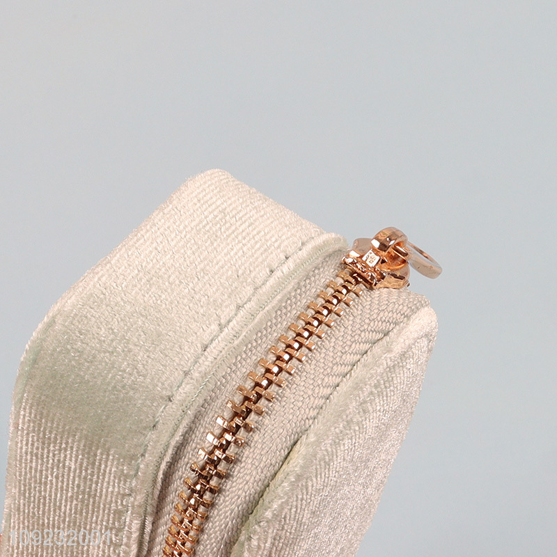 Good Quality Mini Travel Velvet Jewelry Case for Necklaces Earrings Rings