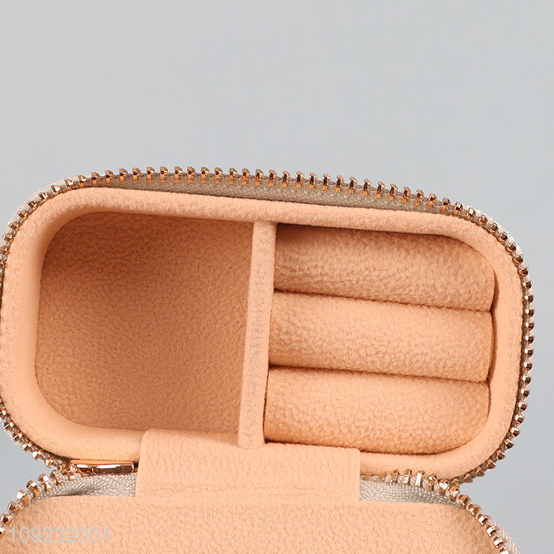 Good Quality Mini Travel Velvet Jewelry Case for Necklaces Earrings Rings