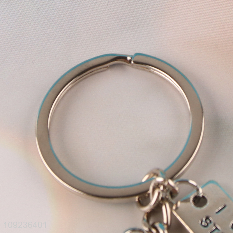 Top quality portable souvenir gifts alloy keychain key rings for sale