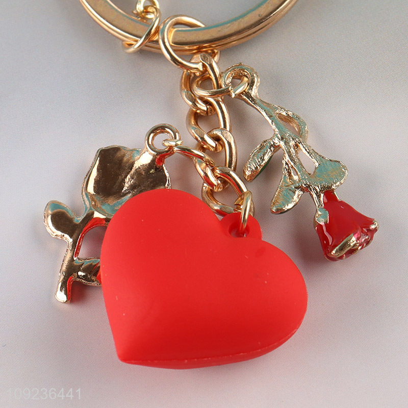 Factory price rose flower pendant alloy keychain key rings for sale