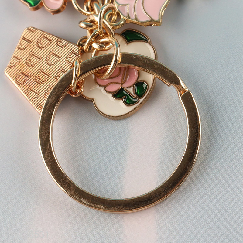 Low price rose flower pendant alloy keychain key rings for gifts