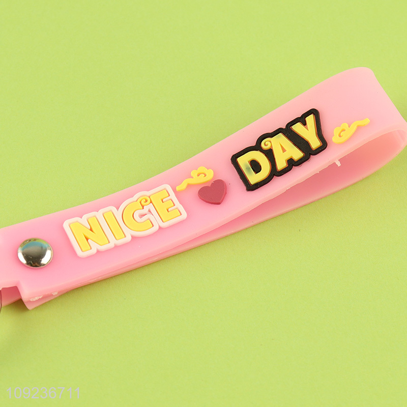 Factory price portable elegant pendant silicone keychain key rings for sale