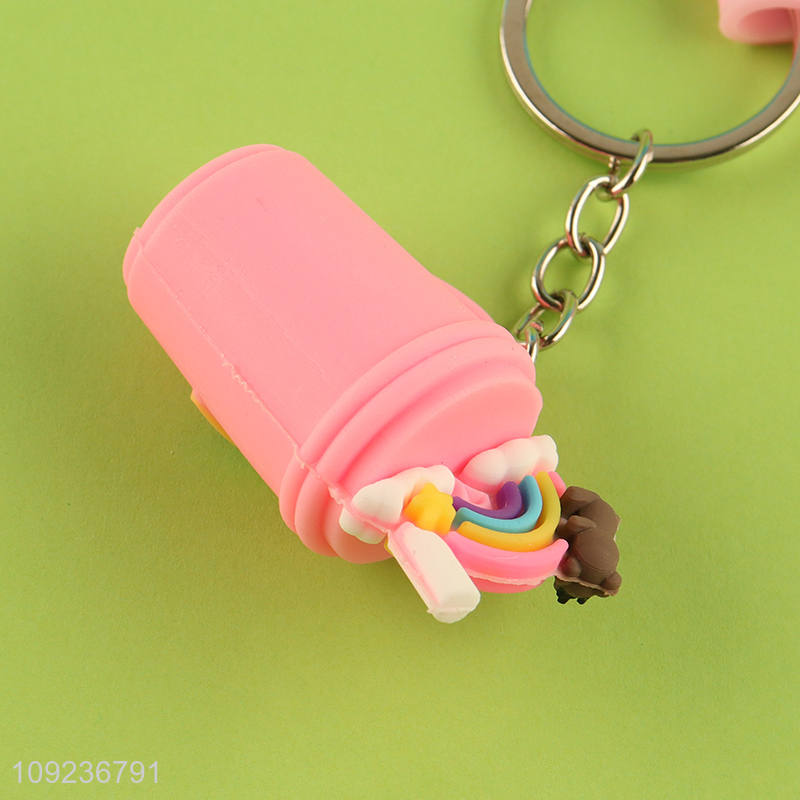 Good selling water bottle pendant silicone keychain key rings wholesale