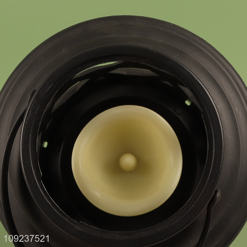 Factory Price Portable Plastic Led Candle Lantern for Garden Decor