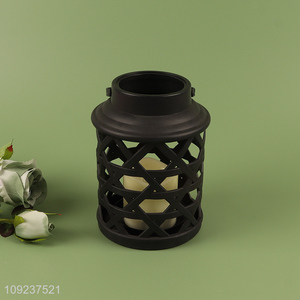 Factory Price Portable Plastic Led Candle Lantern for Garden Decor