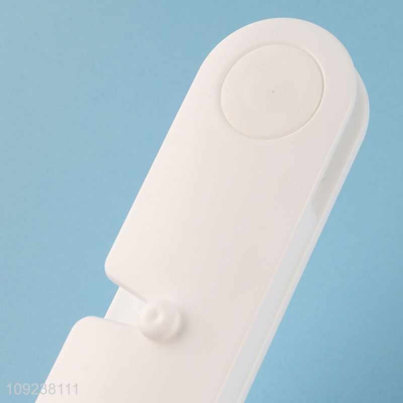 Yiwu market household plastic wall hanging gloves clips for sale