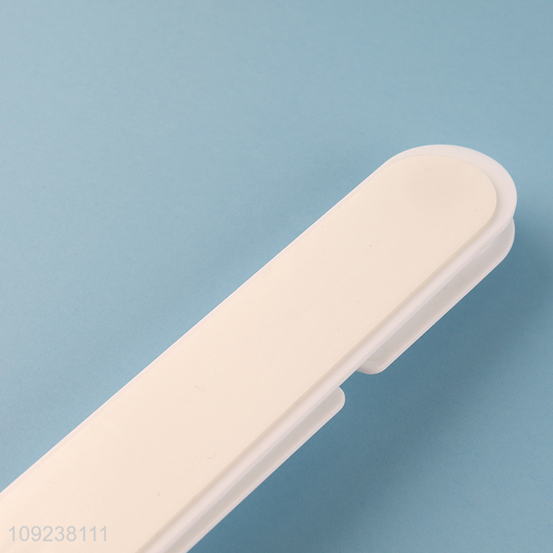 Yiwu market household plastic wall hanging gloves clips for sale