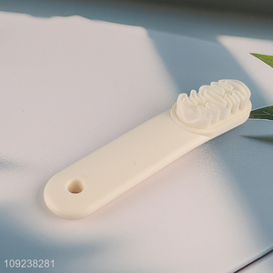 Wholesale From China Household Hangable White Crepe Shoe Brush