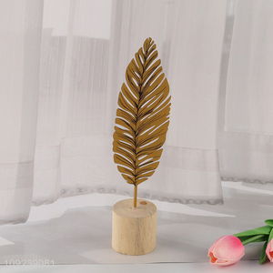 China supplier metal leaf ornaments with wooden bases for tabletop decoration