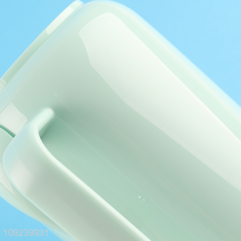 Factory direct sale 700ml plastic water cup drinking cup with spoon