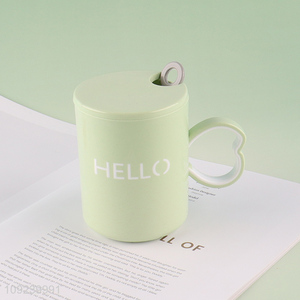 Popular products plastic water cup juice cup with lid&spoon