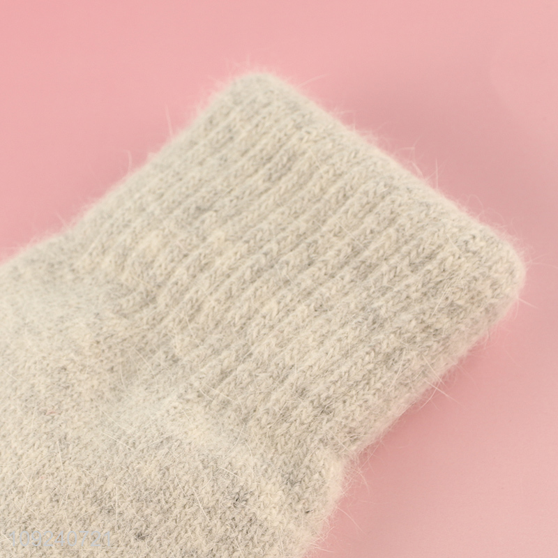 China products winter warm outdoor windproof acrylic gloves for sale