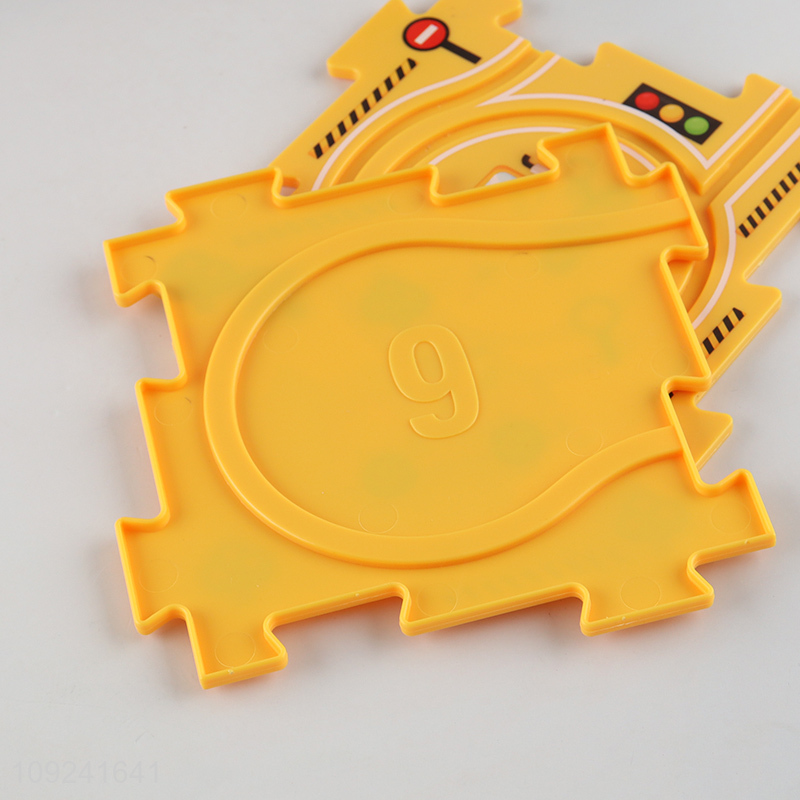 Good Quality Puzzle Track Electric Cartoon Car Toy Plastic Railcar Set