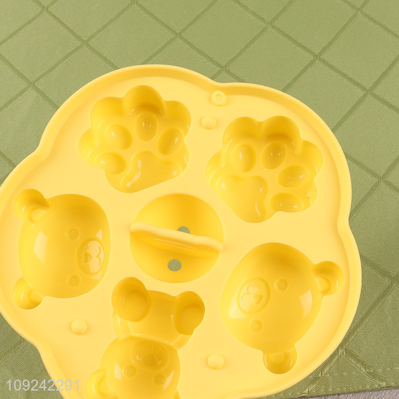 Hot selling cartoon animal series silicone cake mold for baking tool