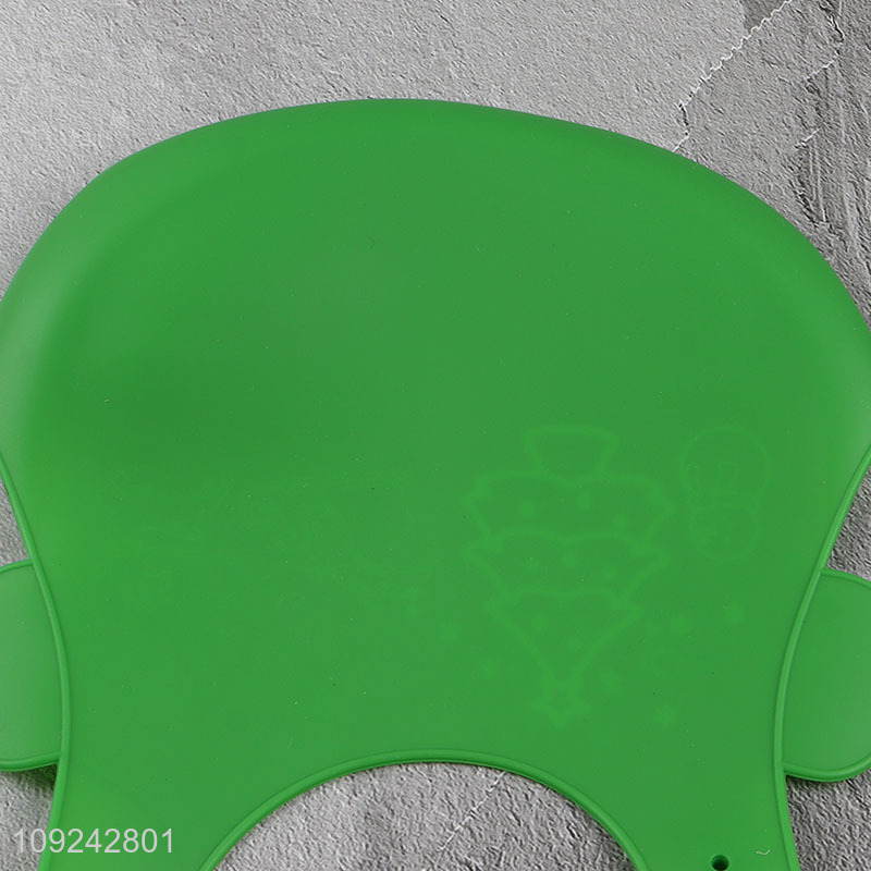 Popular products christmas series silicone waterproof oilproof baby bibs