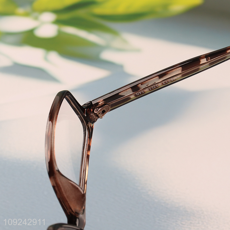 Factory Price Clear Lens Glasses Lighweight Non-Prescription Eyewear for Women