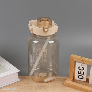 Good quality large capacity portable 2000ml water bottle drinking bottle with handle