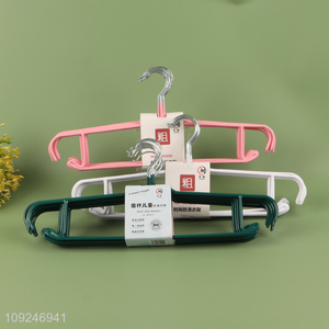 Hot selling multicolor fashion anti-slip clothes hanger clothes drying rack