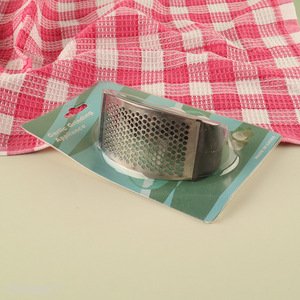 Factory Price Stainless Iron Garlic Press Rocker Garlic Mincer Kitchen Gadgets