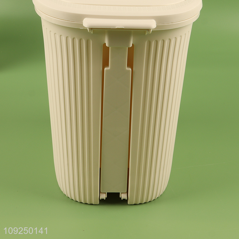 Wholesale Large Capacity Garbage Bin Waste Management Plastic Pedal Waste Bin