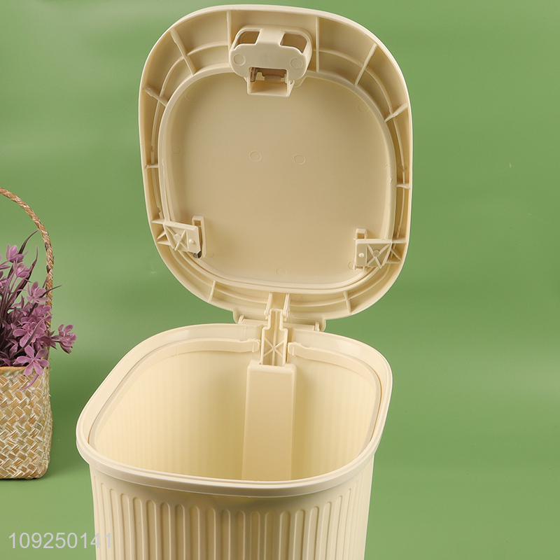 Wholesale Large Capacity Garbage Bin Waste Management Plastic Pedal Waste Bin