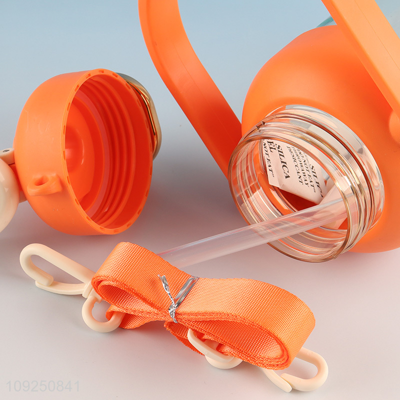 China Imports Portable Plastic Water Bottle Custom Water Bottle with Handle & Straw