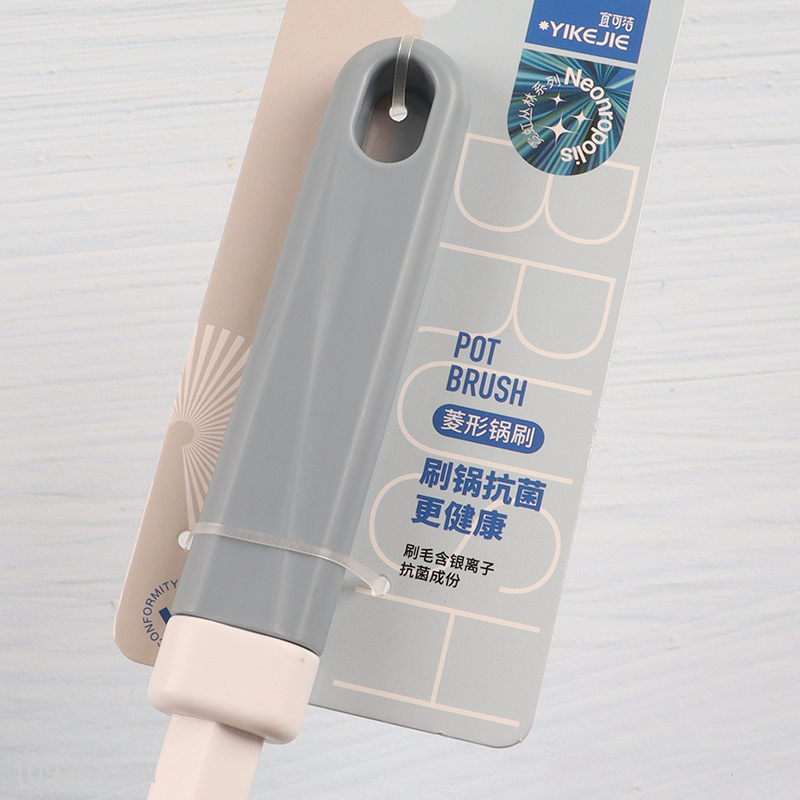 New arrival kitchen cleaning long handle pot brush dish brush for sale