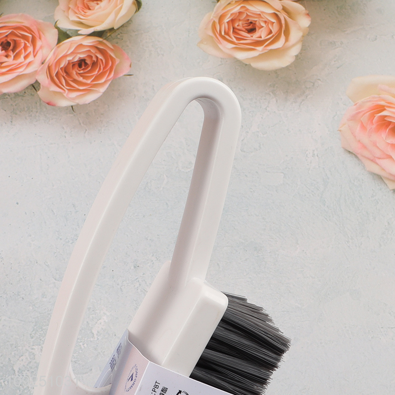 Yiwu market household scrubbing brush clothes washing brush cleaning brush with handle